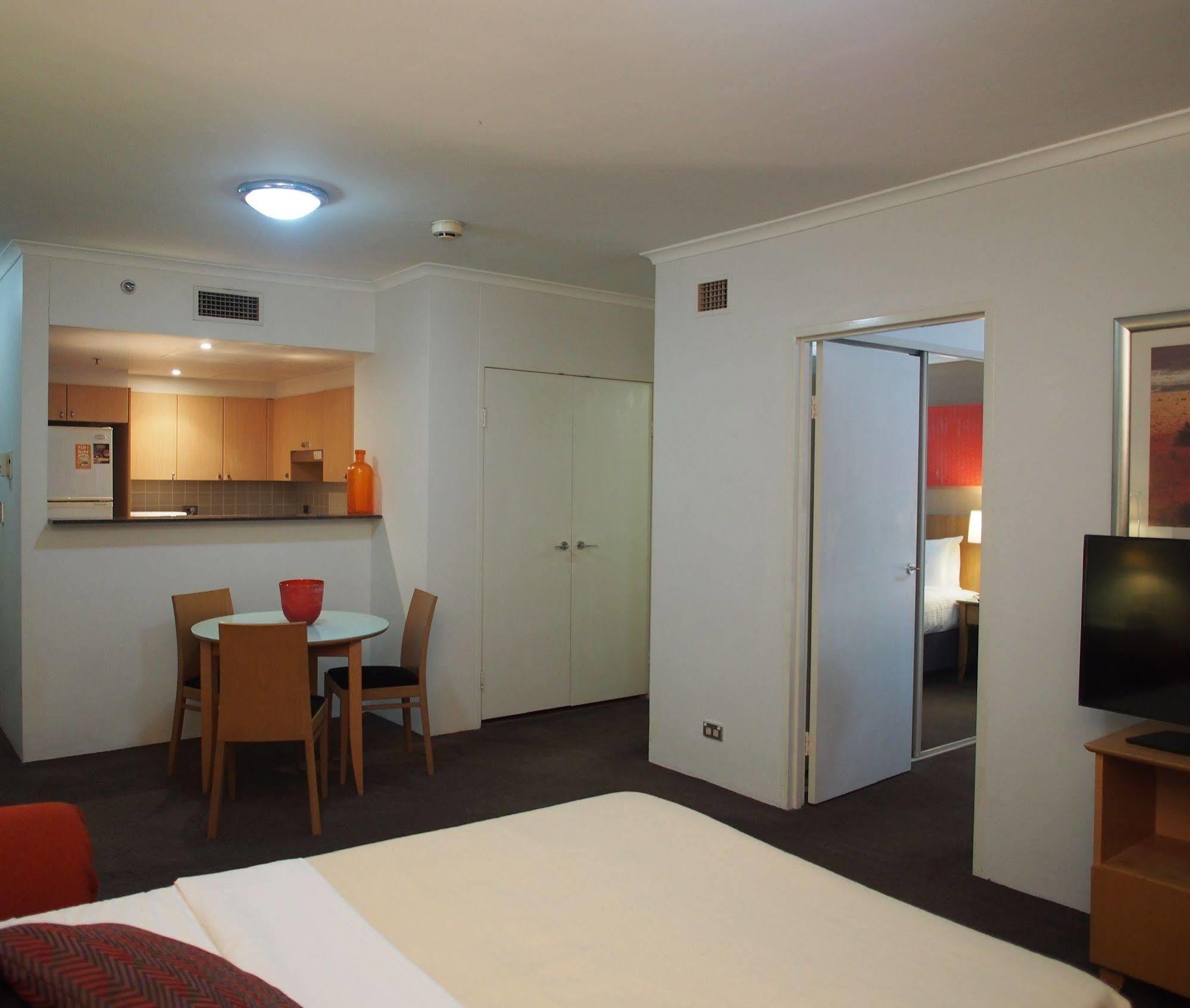 Adina Serviced Apartments Sydney Martin Place Экстерьер фото